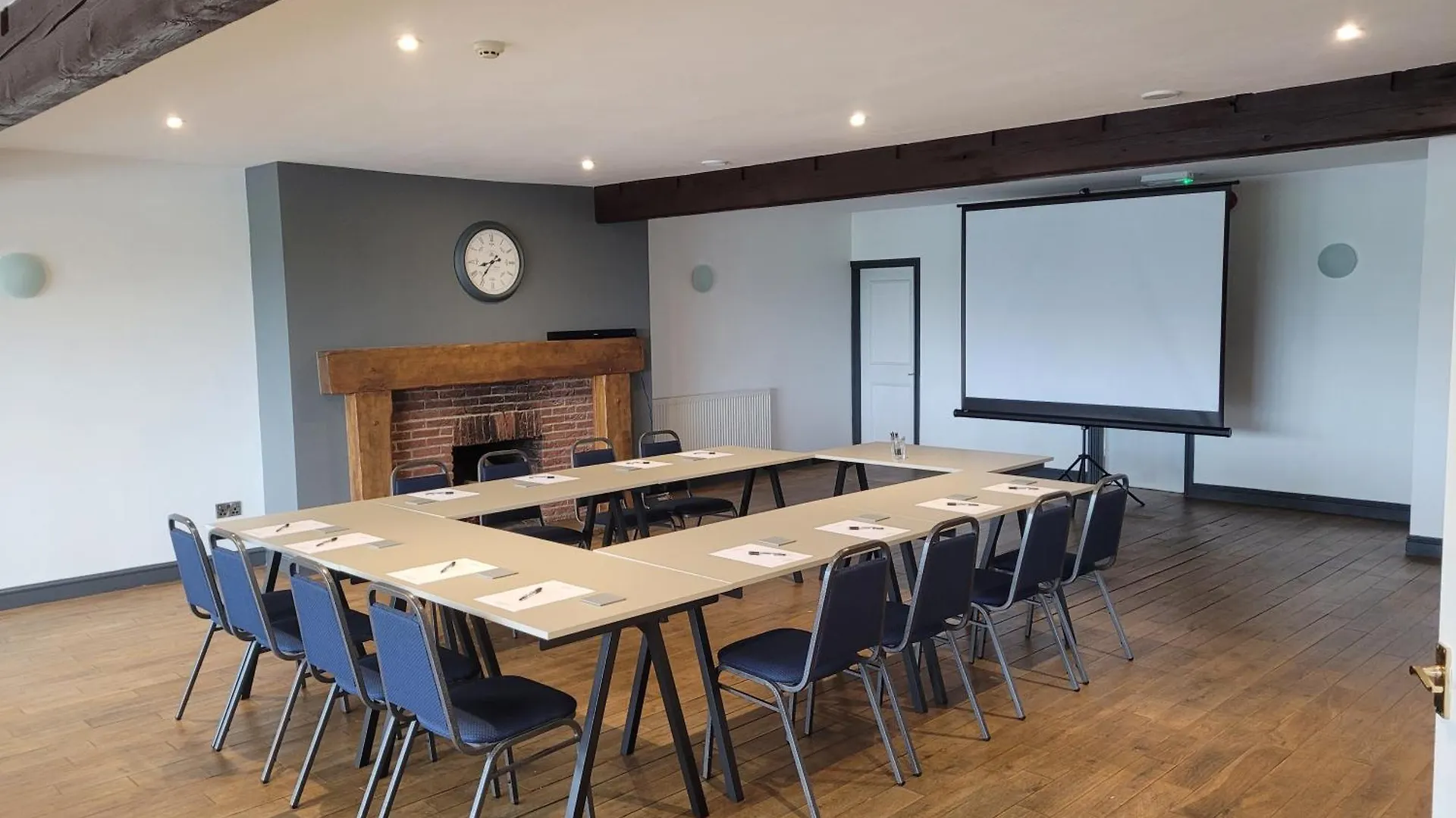 The White Horse Lodge Hotel Thirsk